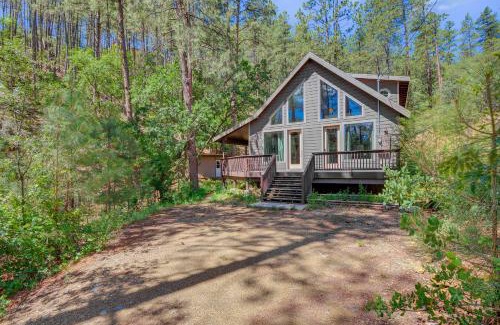 Iron Springs House | 6 Mi to Mt Union Peaceful Cabin with Deck