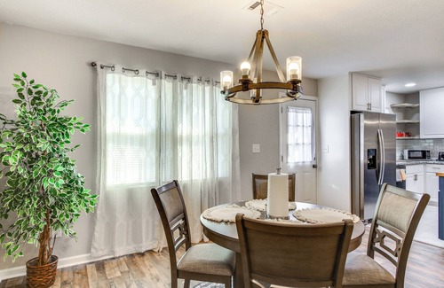 Augusta House | 6 Mi to The Masters: Updated Home w/Yard!