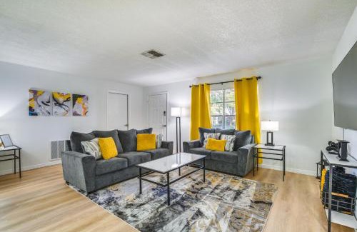 Spring Hill House | 6 Mi to Weeki Wachee Springs Family Getaway