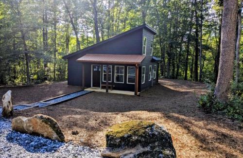 Sautee Nacoochee House | 6 miles from Helen Couples Shower Private Fire Pit