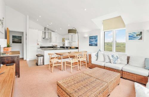 Burgh Island Apartment | 6 Ocean's Edge