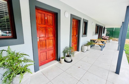 Greater Johannesburg Metropolitan Area House | 6 on Columbus Guesthouse