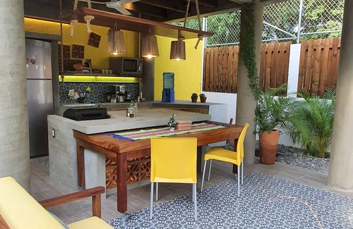 Los Tamarindos House | 6 pax house in Zicatela Beach