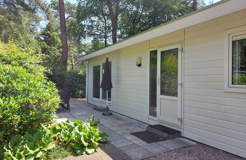 Beekbergen-Zuid House | 6 pers. chalet with 3 bedrooms and a terrace