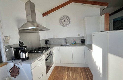 Anjum House | 6 pers Lauwersmeer waterfront, Full equipped and modern house with sauna