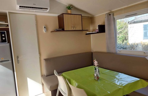 La Roque-d'Antheron House | 6-person air-conditioned mobile home, at the foot of the Lubéron, 4* domaine des Iscles campsite