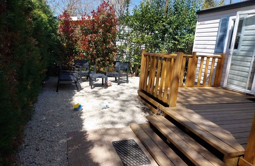 La Roque-d'Antheron House | 6-person air-conditioned mobile home, at the foot of the Lubéron, 4* domaine des Iscles campsite