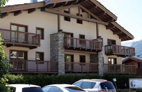 Aussois Apartment | 6-person apartment with Wifi and mountain view