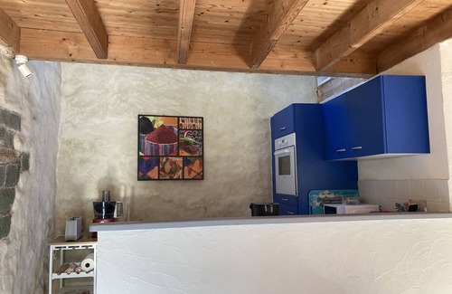 Plovan House | 6-PERSON GITE IN RENOVATED MILL 3KMS FROM THE SEA