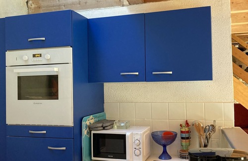 Plovan House | 6-PERSON GITE IN RENOVATED MILL 3KMS FROM THE SEA