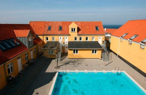 Gudhjem Apartment | 6 person holiday home in Gudhjem