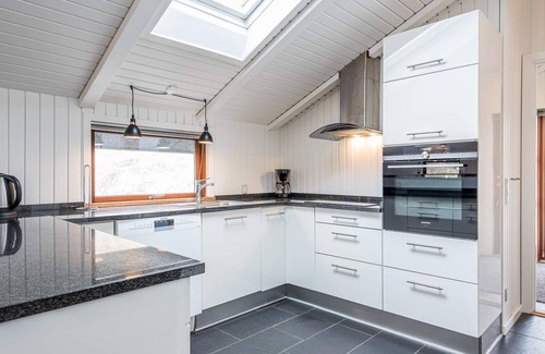 Henne Strand House | 6 person holiday home in Henne