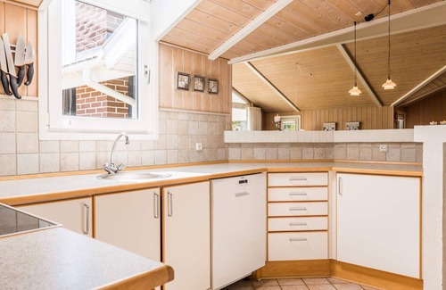 Henne House | 6 person holiday home in Henne