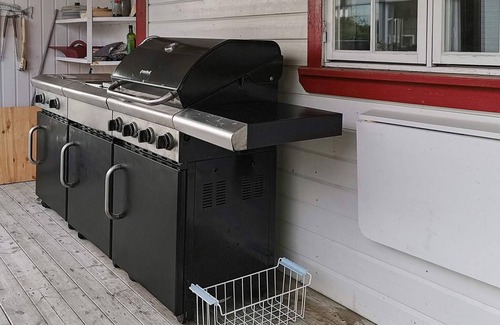 Meloy House | 6 person holiday home in Meløy
