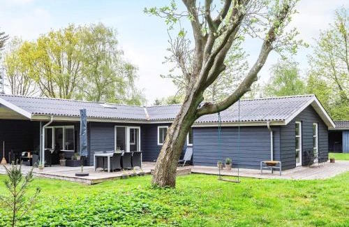 Amtoft House | 6 person holiday home in Vesløs-By Traum