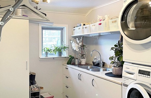Hallekis House | 6 person holiday home in HÄLLEKIS