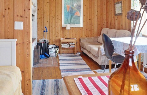 Resaro House | 6 person holiday home in VAXHOLM
