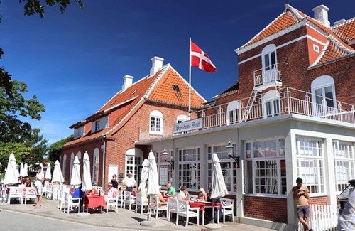 Skagen House | 6 person holiday park home in Skagen