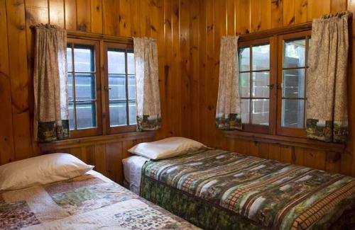 Park Rapids Condo | 6* Riverfront resort, swim. dine, Kayak, Adventure