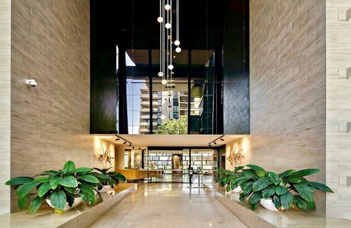 South Yarra Apartment | * 6 STAR PANORAMIC LUXURY *