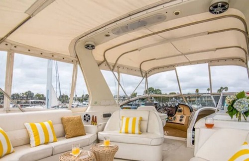 Marina del Rey Boat Rental | 60ft Carver Yacht in Marina del Rey