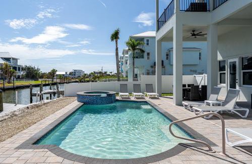 Fort Myers Beach House | 611 Estero Blvd home