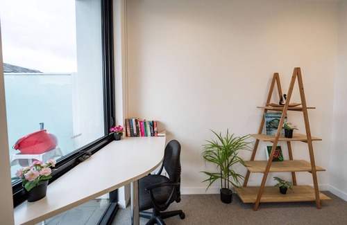 Spring Hill Apartment | 613B Central Brisbane - 2bedsapt+balcony w parking