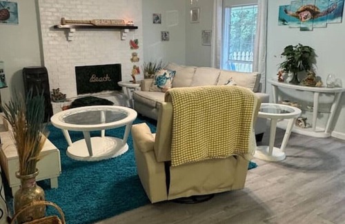 Gulf Hills Apartment | 613B) Close to the beach!