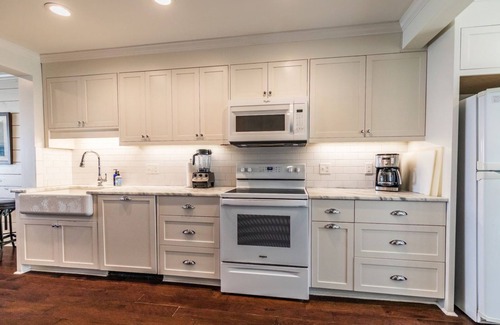 Beaufort Villa | 617 Newhaven - Three Bedroom Villa, Sleeps 8