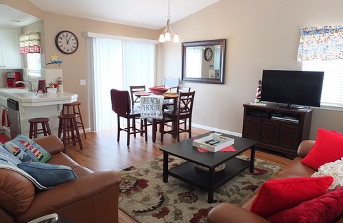 Oceano Condo | 618 Airpark: 2 BR, 2 BA Condominium in Oceano, Sleeps 4