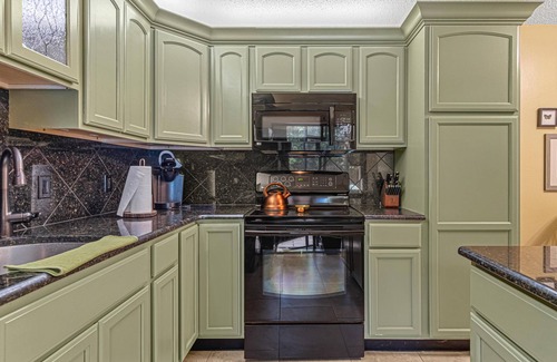 New Smyrna Beach House | 62 Cedar Dunes -2 bed 2.5 bath condo