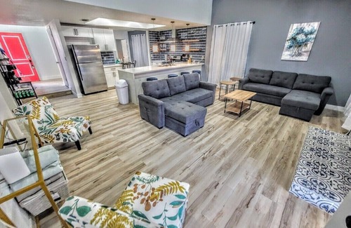 Canyon Gate House | #62Vegas Spot w/Pool & Spa! Mins to LV Strip/Dtn
