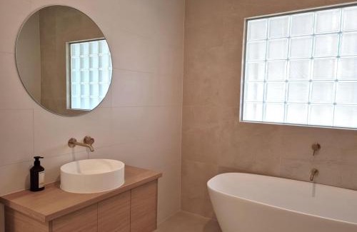 Port Victoria House | 63 By The Sea