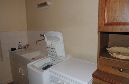 Saint-Myon House | 63g100346 - Saint-myon