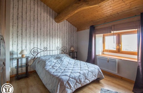 Mareugheol House | 63g63561 - Mareugheol