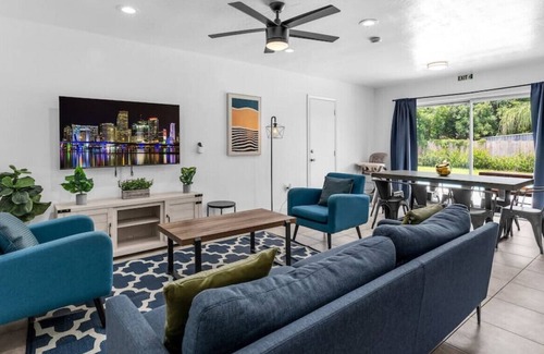 West Hollywood House | 6465 Moshe · Serene Poolside Family Home