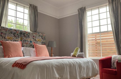Grahamstown House | 65 Hill Street