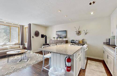Truckee Apartment | 65 m² Apartment ∙ 1 bedroom ∙ 4 guests