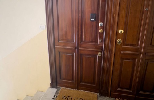 Millefonti Apartment | 65 sqm apartment for 4 people, located on the second floor of a building without an elevator, featuring a balcony. Situated in the Lingotto neighborhood, a convenient and well-served area, close to the Regina Margherita Hospital and just minutes from Lin