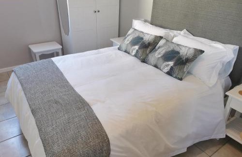 Newton Park Apartment | 65at3rd