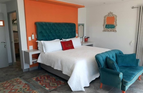 De Kelders Bed & Breakfast | 65onCliff - Langbaai