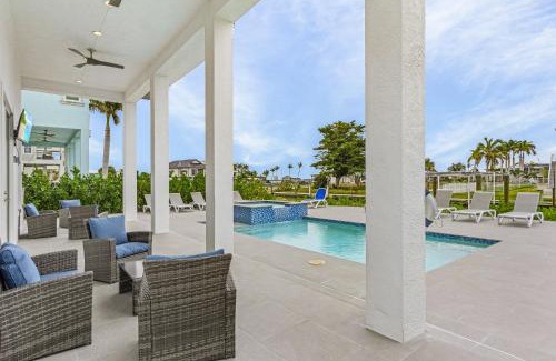 Fort Myers Beach House | 661 Estero Blvd "Beach to Bay" home