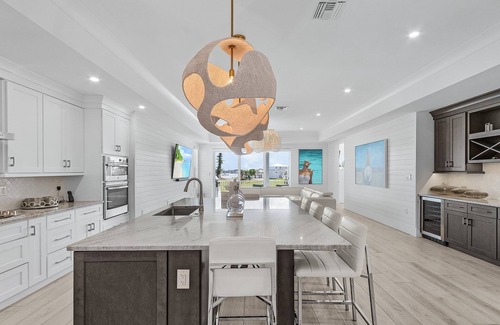 Fort Myers Beach House | 673 White Sands Retreat: Bay Views, Pool, Elevator