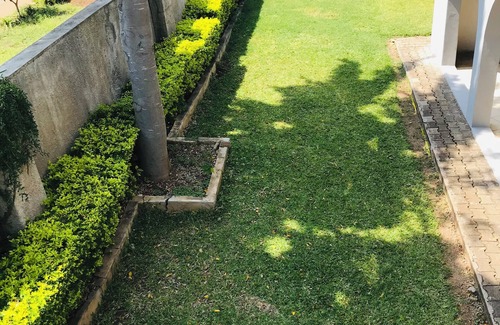 Bulawayo House | 6bed & 5.5bath family home/Business accommodation