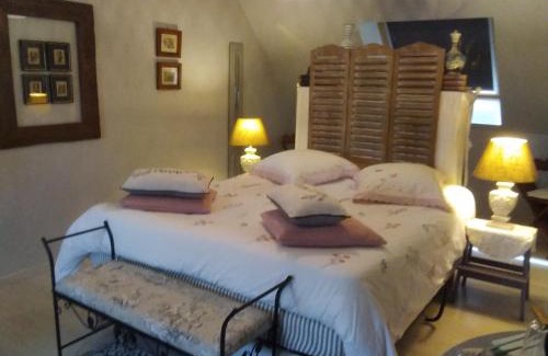 Saint-Broladre Bed & Breakfast | 6bis rue de la boussaquiere st broladre