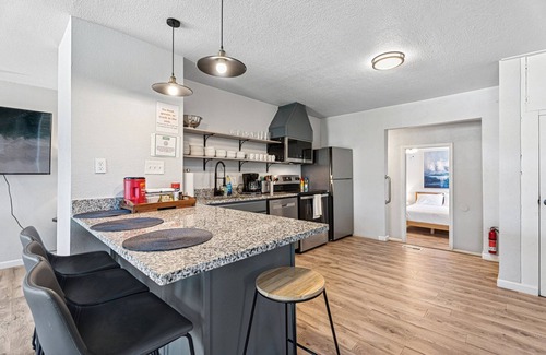 Central Oklahoma City House | 6BR Family Home | Near Plaza District with Parking #60