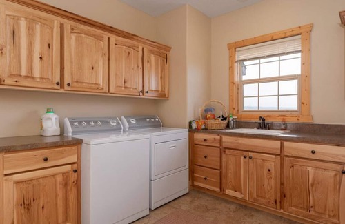Driggs House | 6BR Rustic Retreat Teton Views