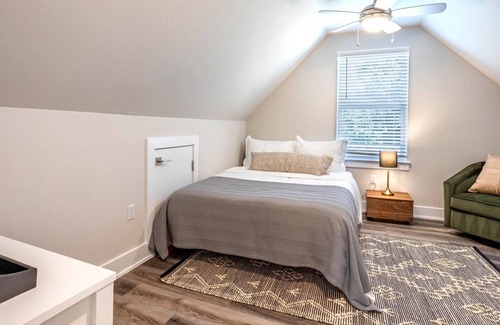 North University House | 6BRM Brand-New Gem Triplex