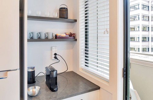 Auckland Central Business District Apartment | 6F/18 Wakefield Street