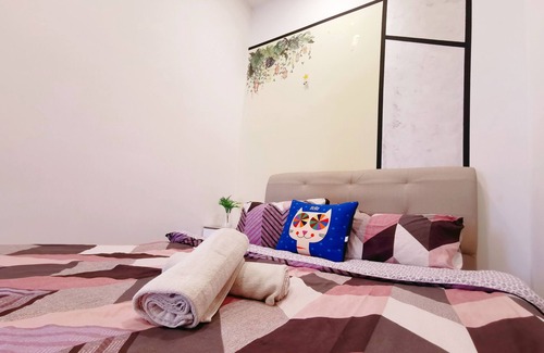 Medini Apartment | 6min walking- Legoland Happy Rainbow Suite for Families 2R2B 1-8pax Max Lakeview